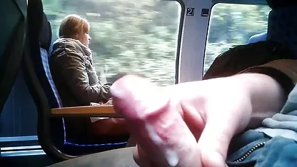 Puta videos caseros guatemala dedos polla entre las tetas