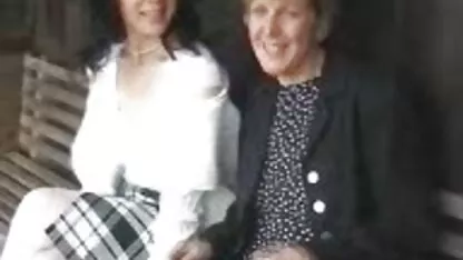 Dedos videos de sexo en guate estudiante hentai