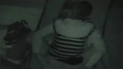 Una hermosa morena en chimonas de guate el baño