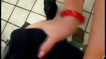 Masajeador de labios inferiores del video de porno guatemala cliente