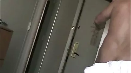 Chupar la polla porn en guatemala retorcido